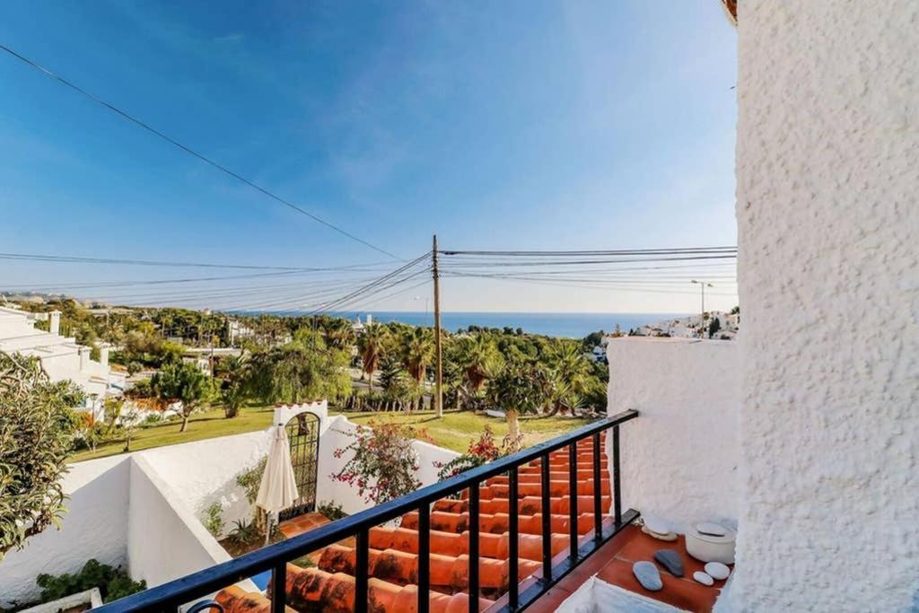 Capistrano Village, 1 Bedroom + Free Wi-Fi Nerja Luaran gambar