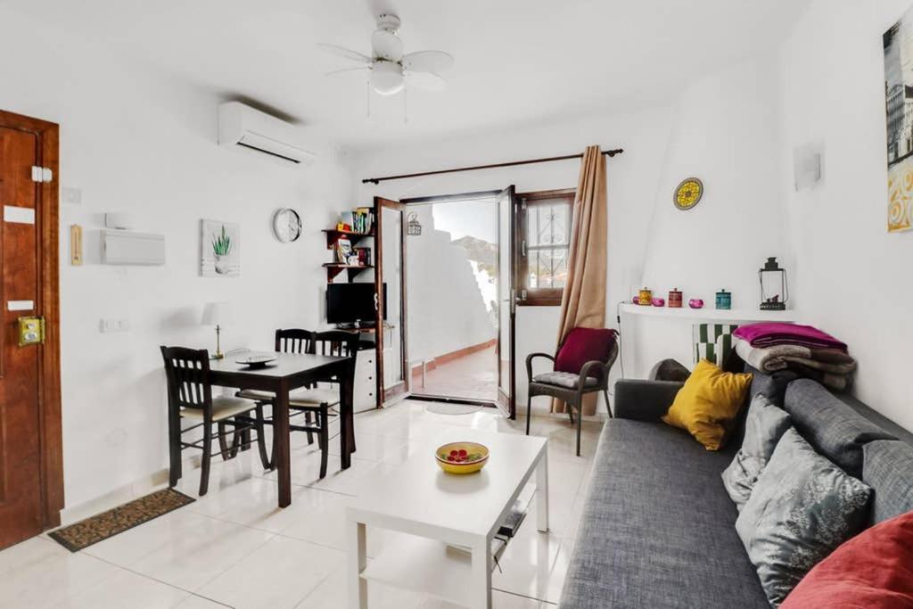 Capistrano Village, 1 Bedroom + Free Wi-Fi Nerja Luaran gambar