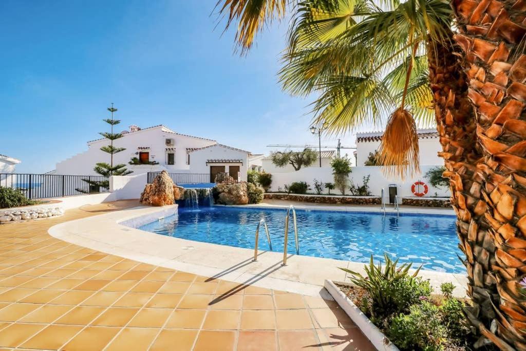 Capistrano Village, 1 Bedroom + Free Wi-Fi Nerja Luaran gambar