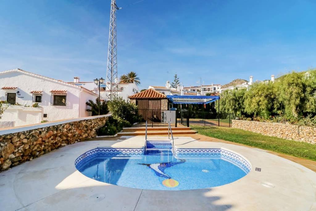 Capistrano Village, 1 Bedroom + Free Wi-Fi Nerja Luaran gambar