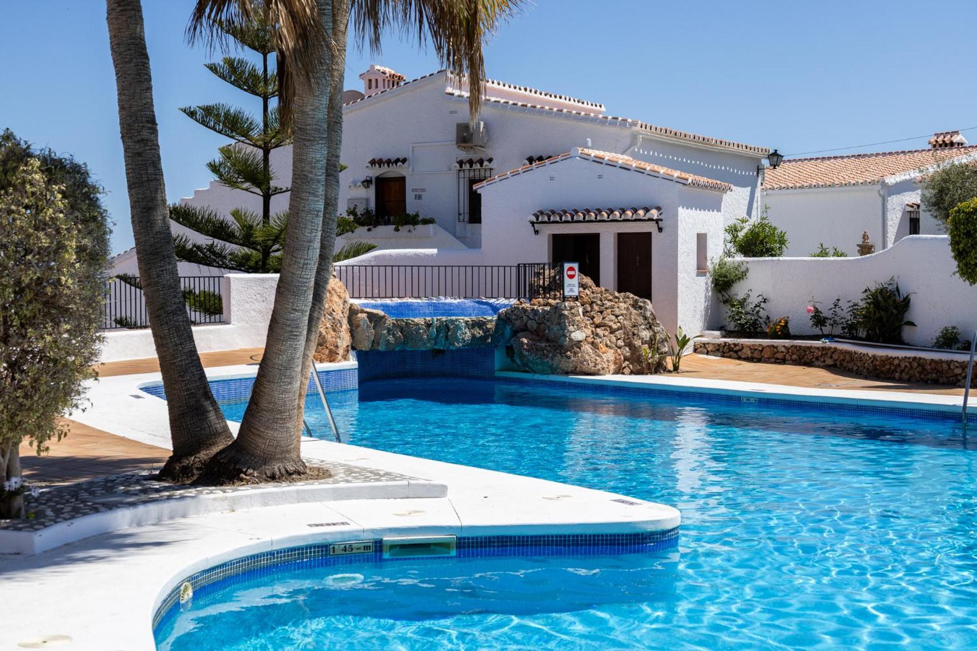 Capistrano Village, 1 Bedroom + Free Wi-Fi Nerja Luaran gambar