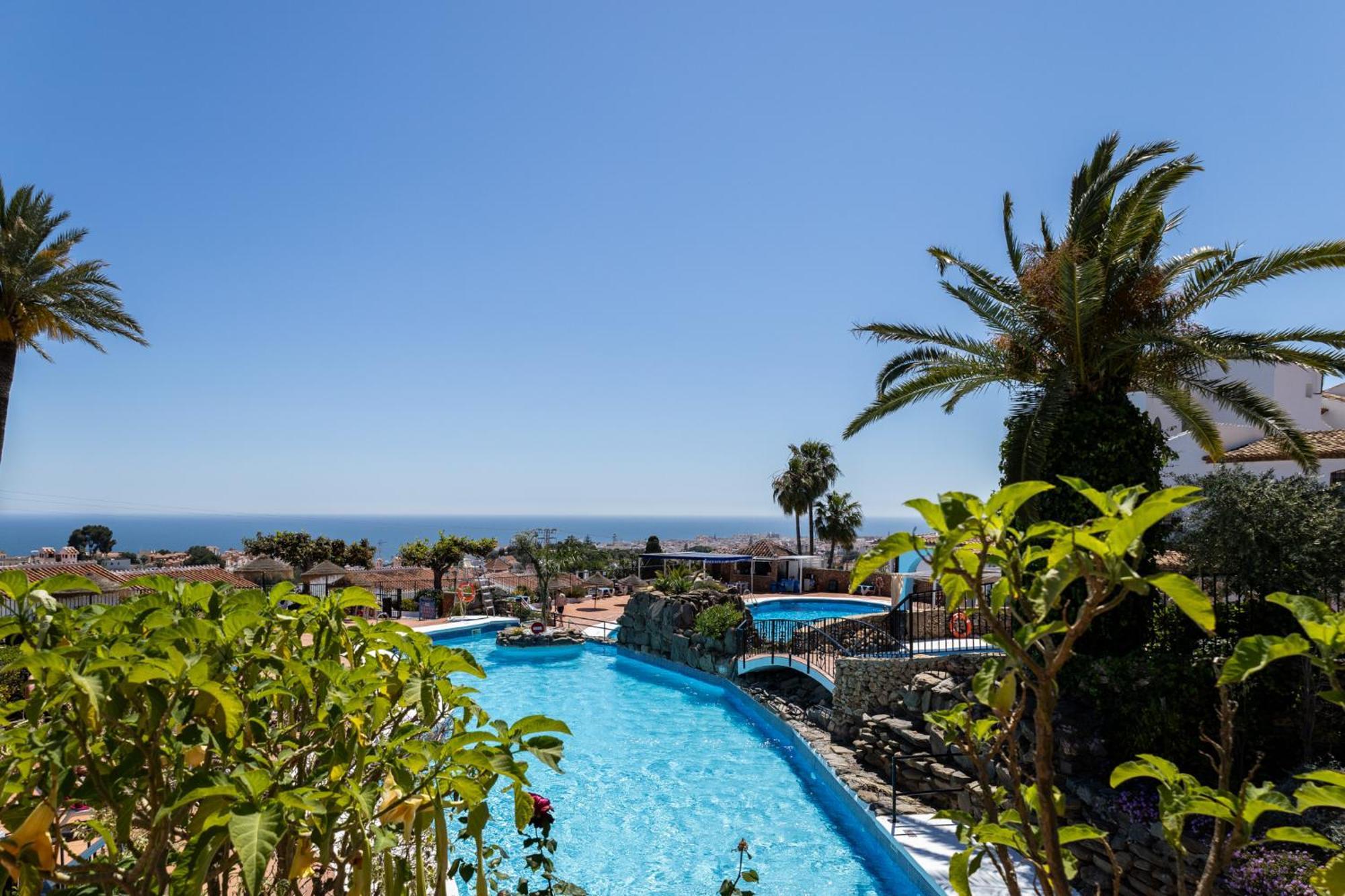 Capistrano Village, 1 Bedroom + Free Wi-Fi Nerja Luaran gambar